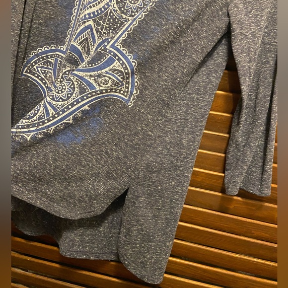 Set of 2 Relaxed/oversized (Pit to pit= 17.5 & 18”) super soft & comfy T-Shirts. - Picture 3 of 15